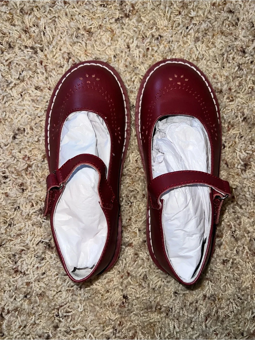 L'Amour Girls' Mary Jane Shoes in Burgundy